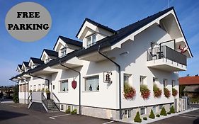 Hisa Ancka, Sencur - 3 Min To The Airport